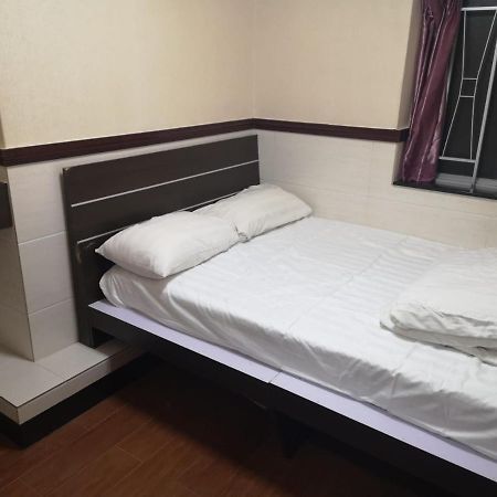 National Inn Hong Kong Bagian luar foto